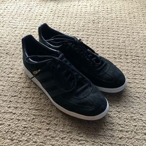 Adidas - Men sneakers